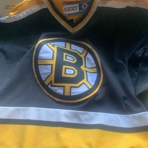 Officially licenced Boston Bruins Jersey